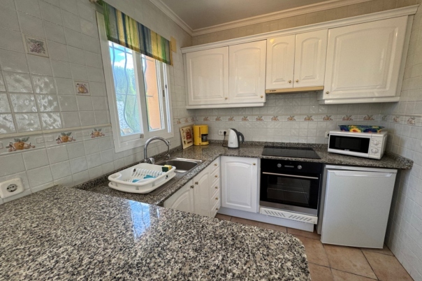 2 bed bungalow in Benitachell