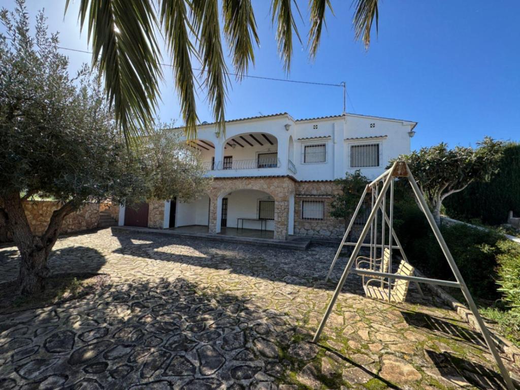 6 bed villa in Benissa