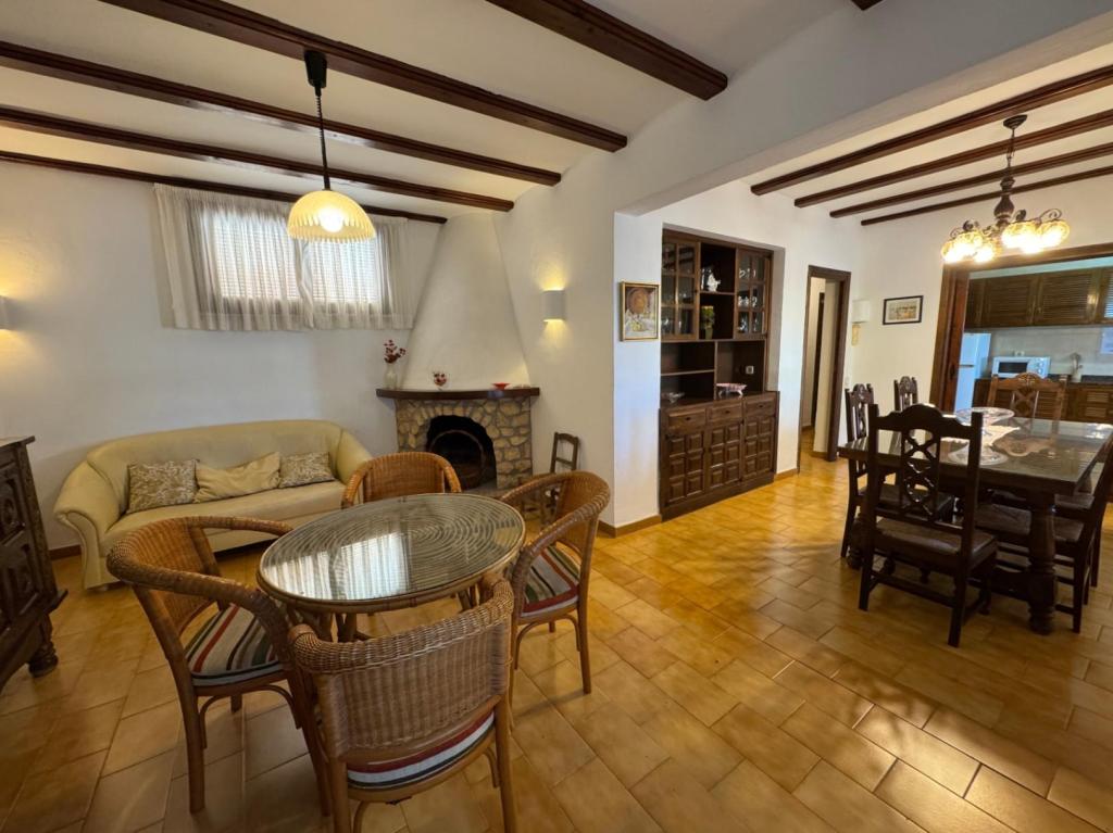 6 bed villa in Benissa