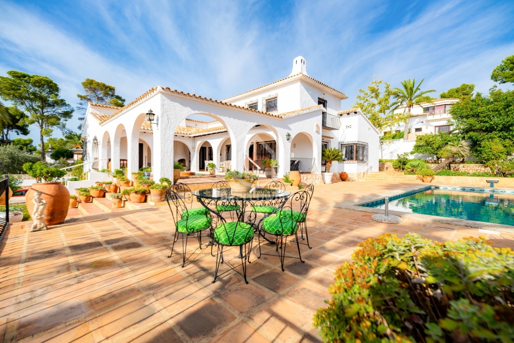 5 bed villa in Benissa