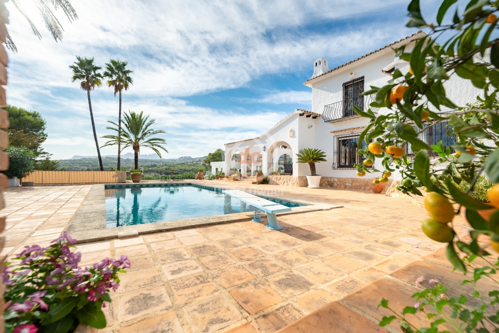 5 bed villa in Benissa