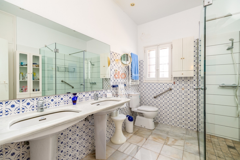 5 bed villa in Benissa