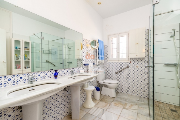 5 bed villa in Benissa
