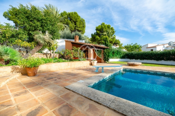 5 bed villa in Benissa