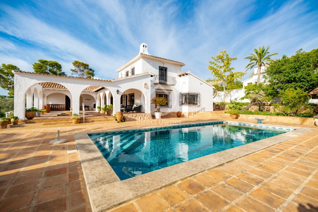 5 bed villa in Benissa