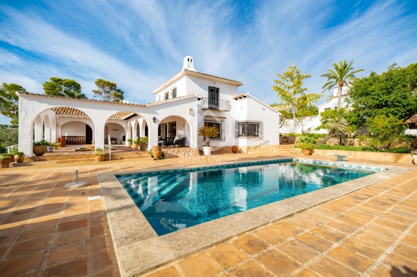 5 bed villa in Benissa