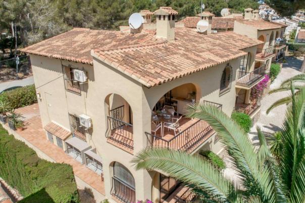 2 bed apartment in Moraira