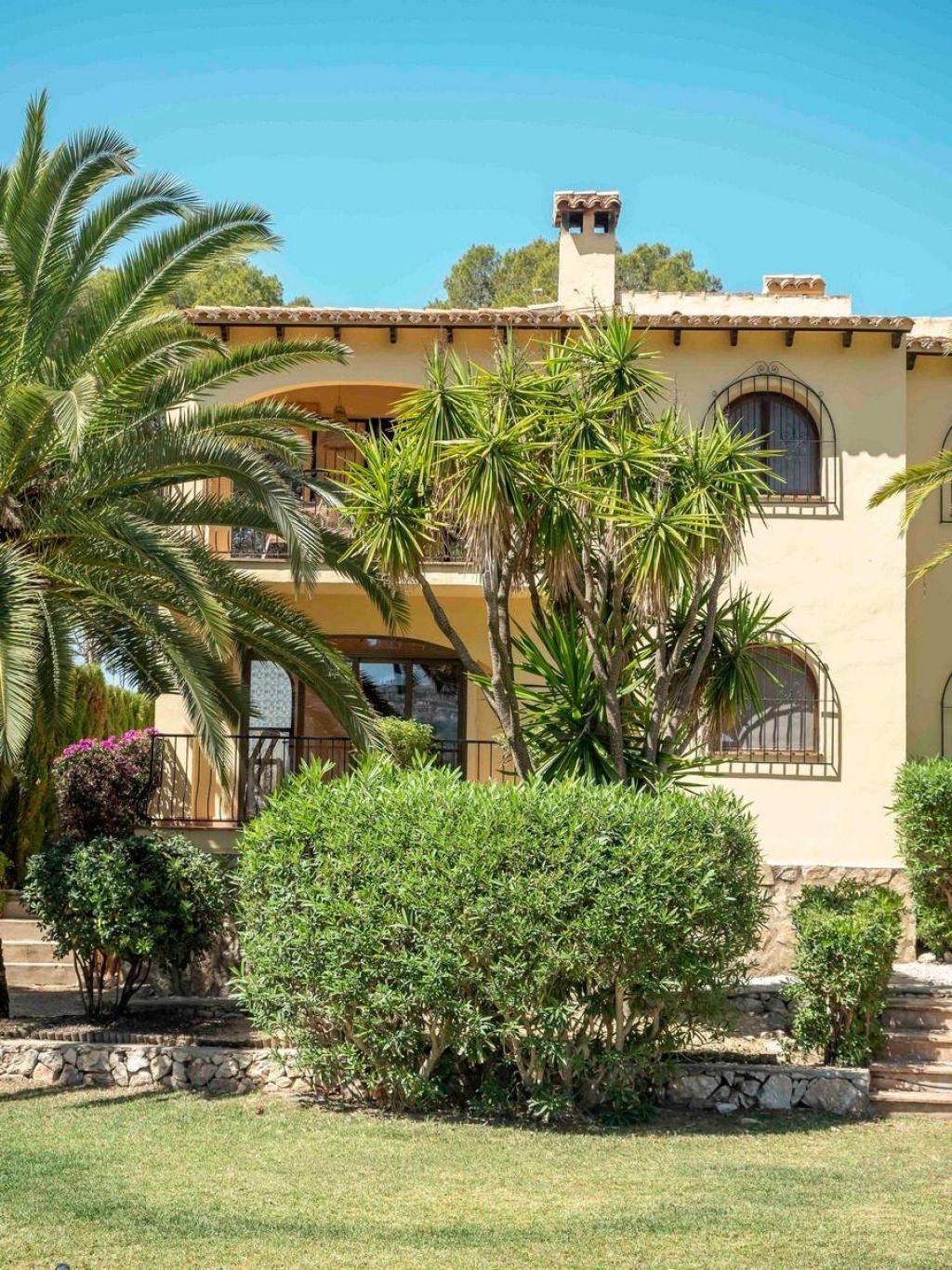 2 bed apartment in Moraira