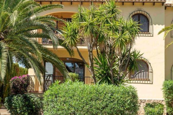 2 bed apartment in Moraira