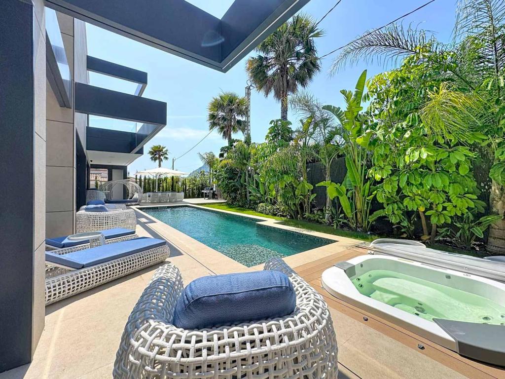 4 bed villa in Calpe
