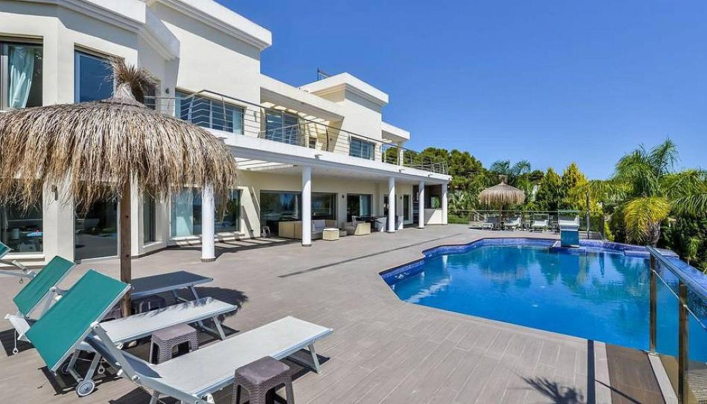 6 bed villas in Benissa