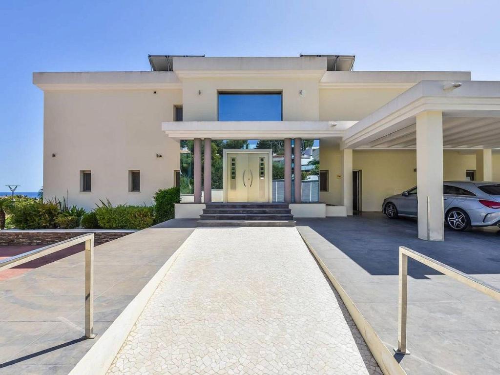 6 bed villas in Benissa