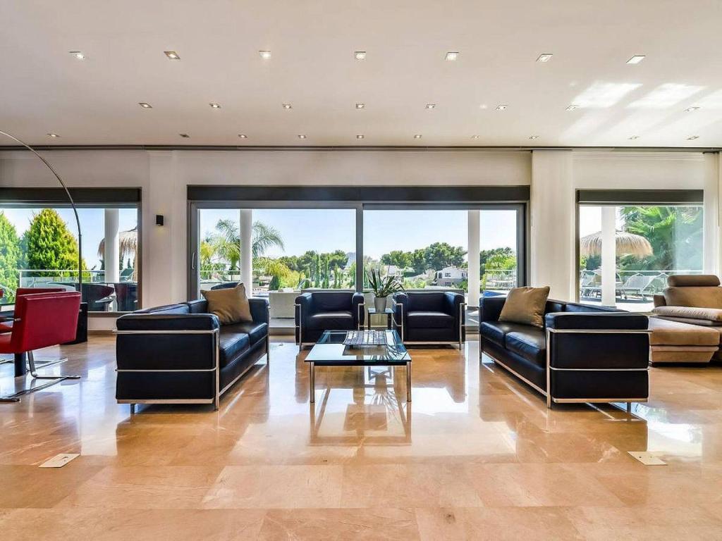 6 bed villas in Benissa
