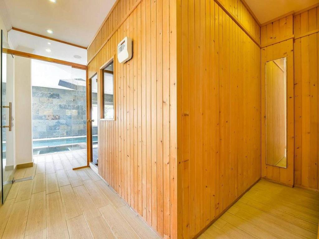 6 bed villas in Benissa