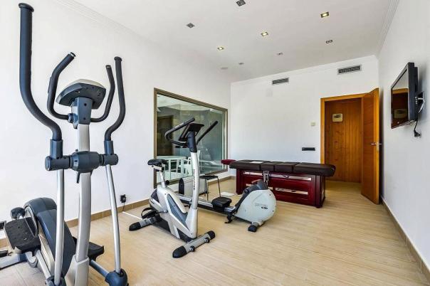 6 bed villas in Benissa