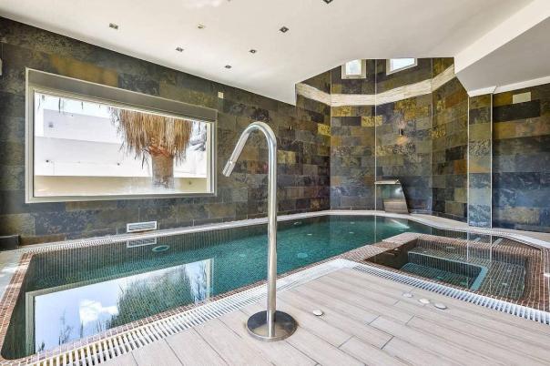 6 bed villas in Benissa
