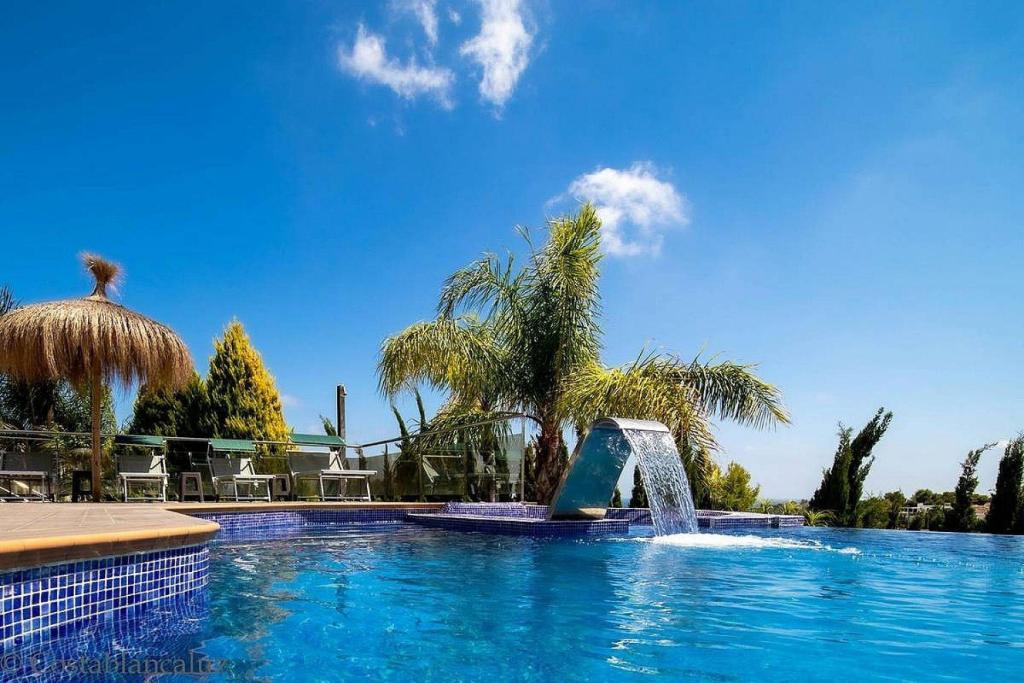 6 bed villas in Benissa