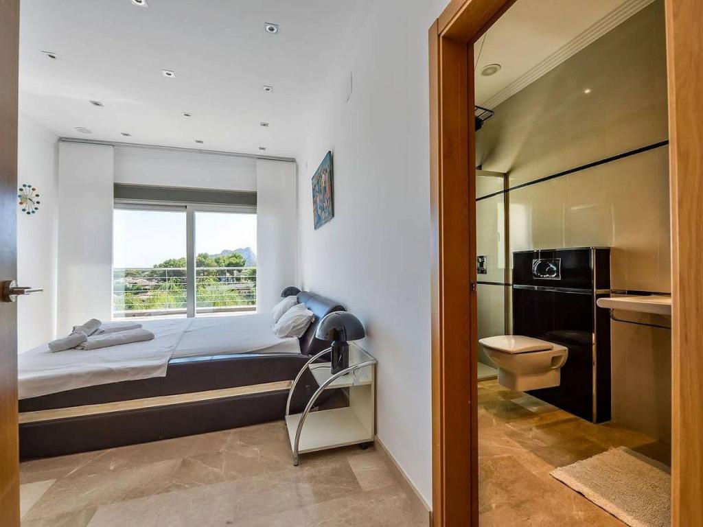 6 bed villas in Benissa