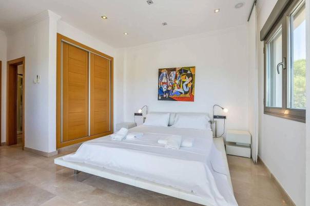 6 bed villas in Benissa