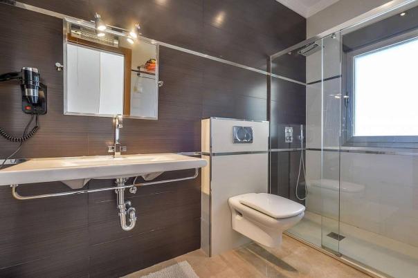 6 bed villas in Benissa