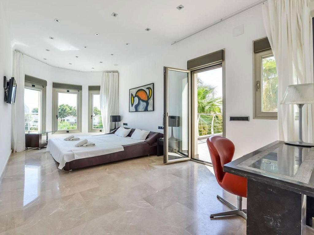 6 bed villas in Benissa
