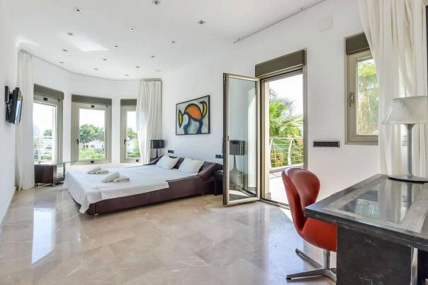 6 bed villas in Benissa