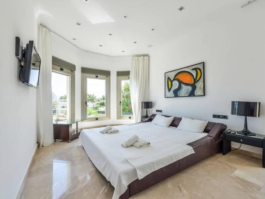 6 bed villas in Benissa