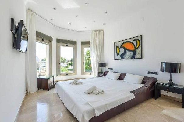 6 bed villas in Benissa