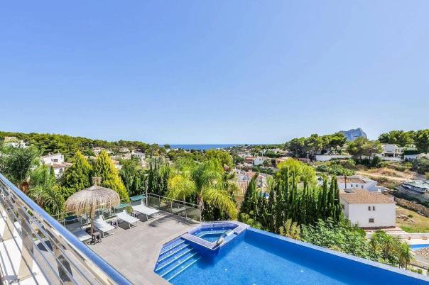 6 bed villas in Benissa