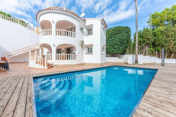 4 bed villas in Benissa