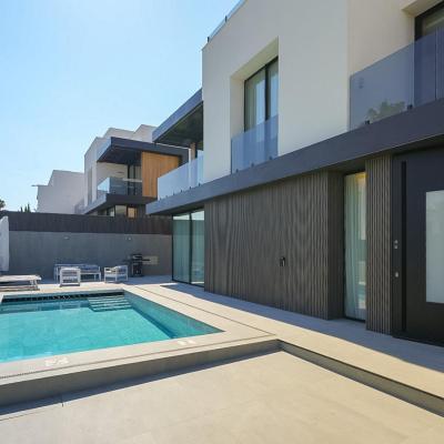 5 bed villa in Albir