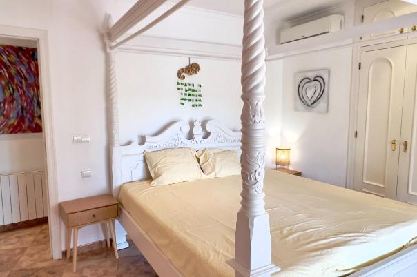5 bed villa in Moraira