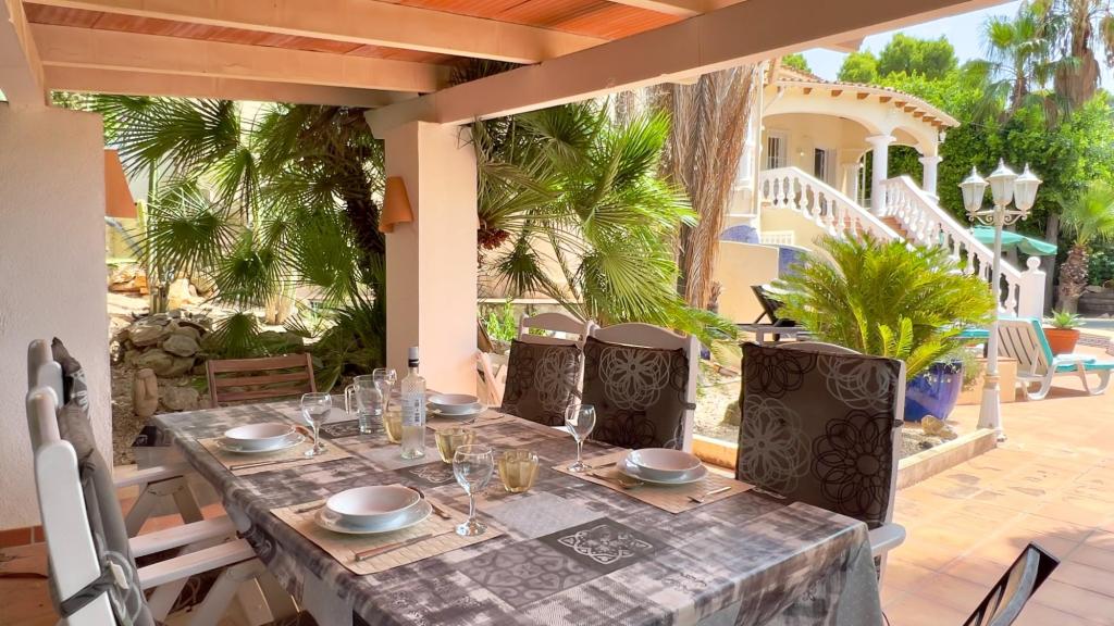 5 bed villa in Moraira