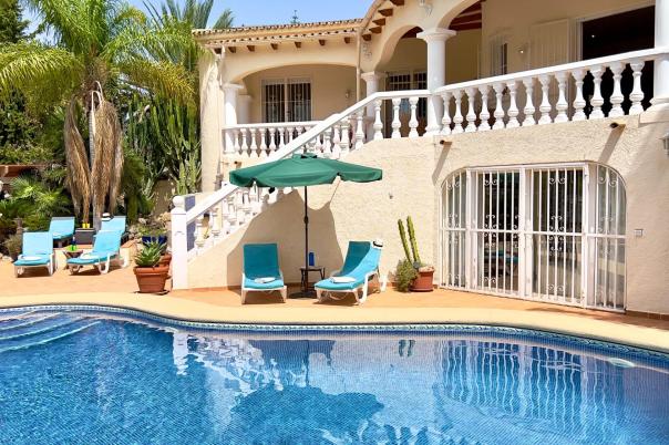 5 bed villa in Moraira