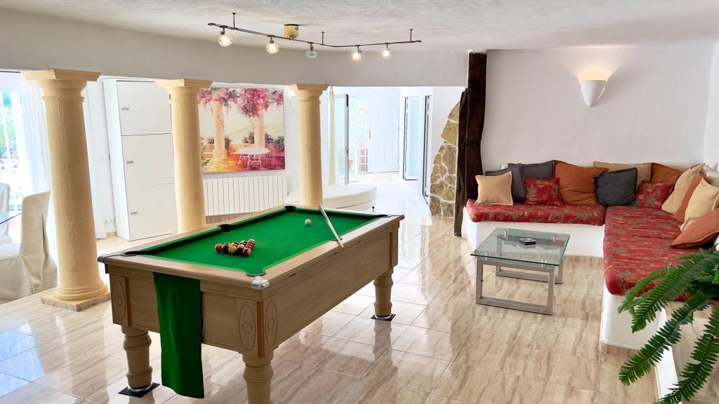 5 bed villa in Moraira