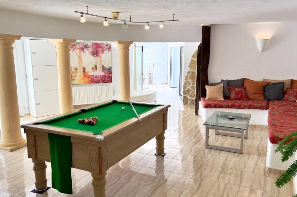 5 bed villa in Moraira