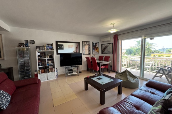 2 bed apartment in Teulada