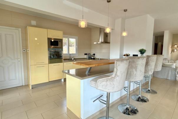 3 bed villa in Moraira