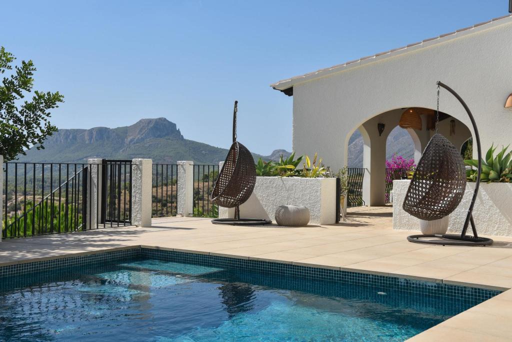 4 bed country houses - fincas in Benissa