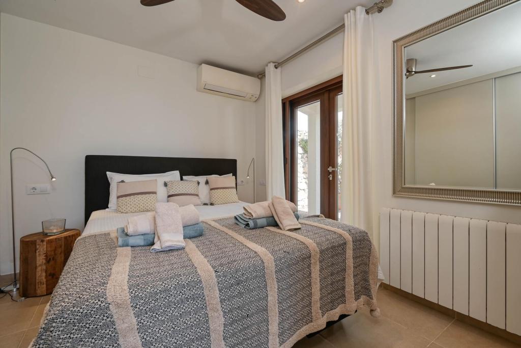 4 bed country houses - fincas in Benissa