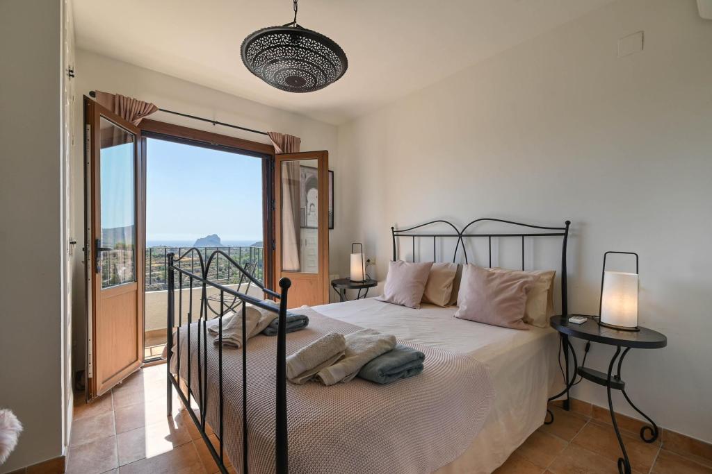 4 bed country houses - fincas in Benissa