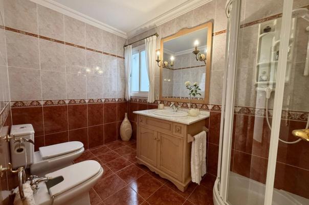 4 bed apartment in Teulada