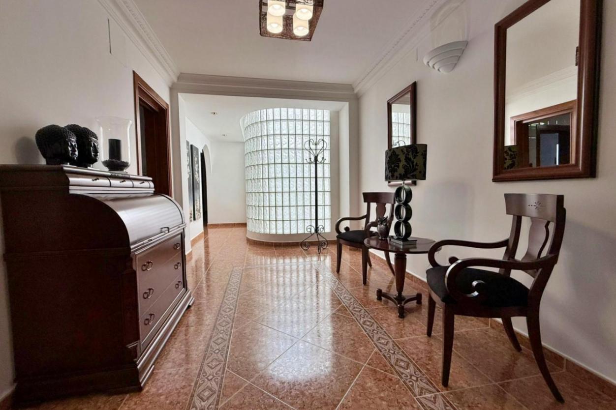 4 bed apartment in Teulada
