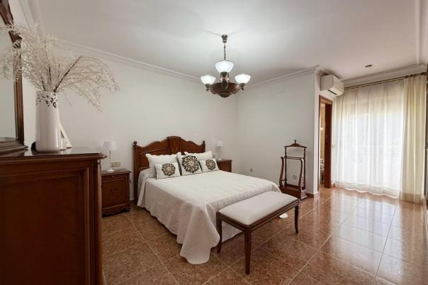 4 bed apartment in Teulada