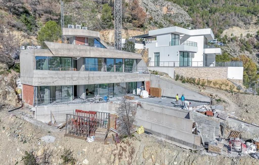 4 bed villa in Altea