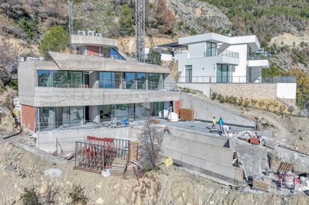 4 bed villa in Altea