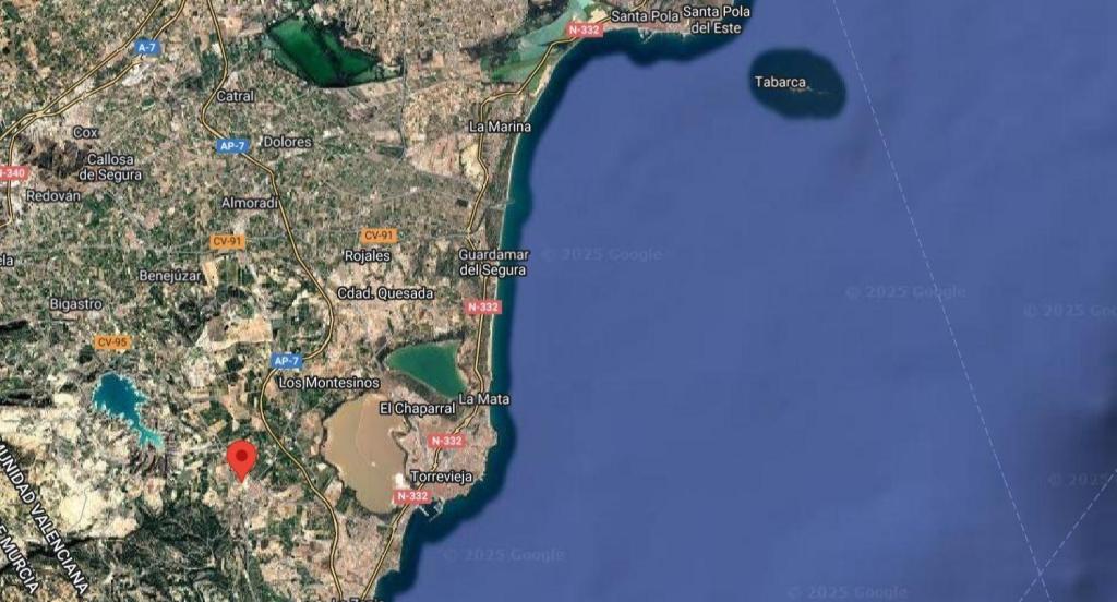3 bed villa in San Miguel de Salinas