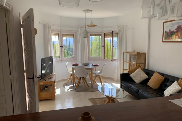 2 bed apartment in Teulada