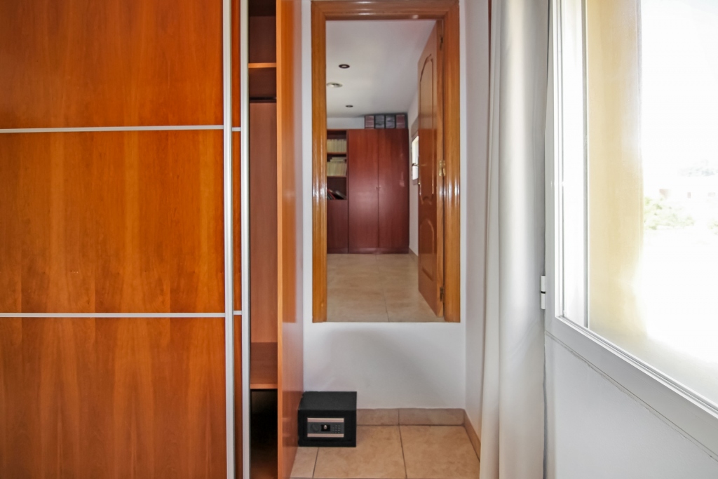 5 bed villa in Calp