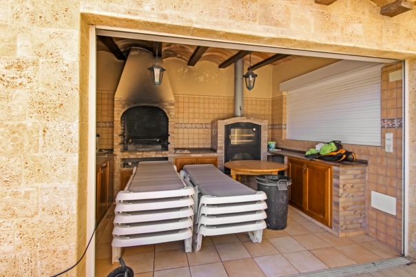 5 bed villa in Calp